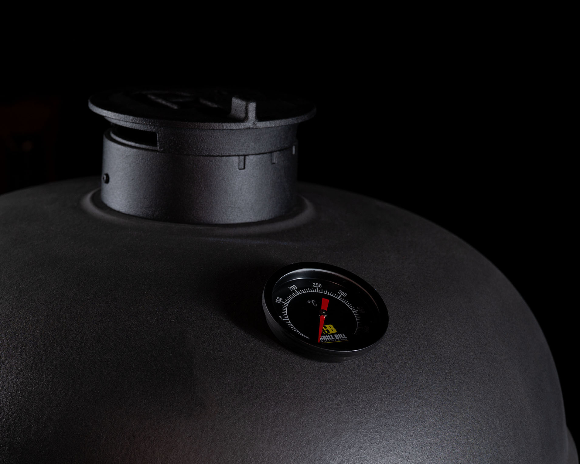 Grill Bill Pro III – XL Kamado BBQ 23.5"