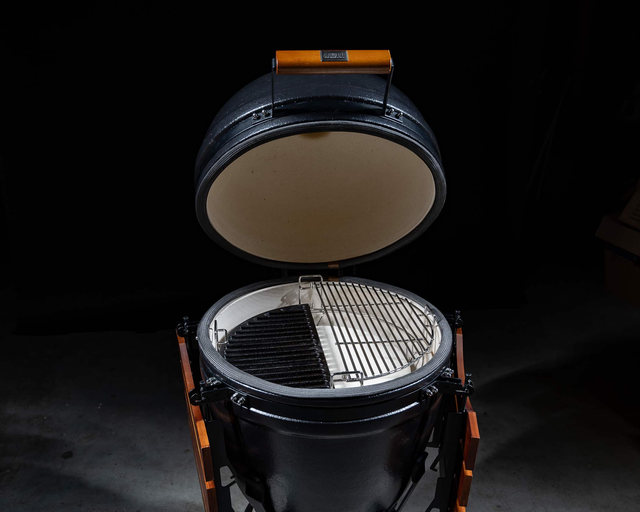Large Kamado BBQ 21", Grill Bill Pro II - Solo