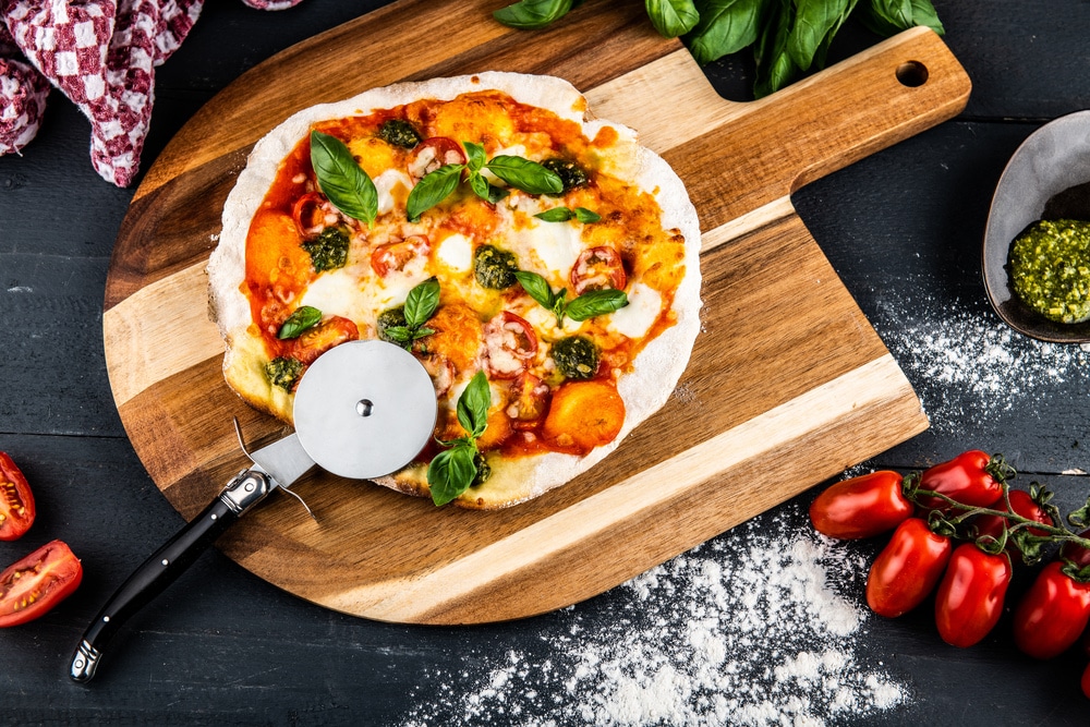 Pizzasnijder met Serveerplank Acaciahout